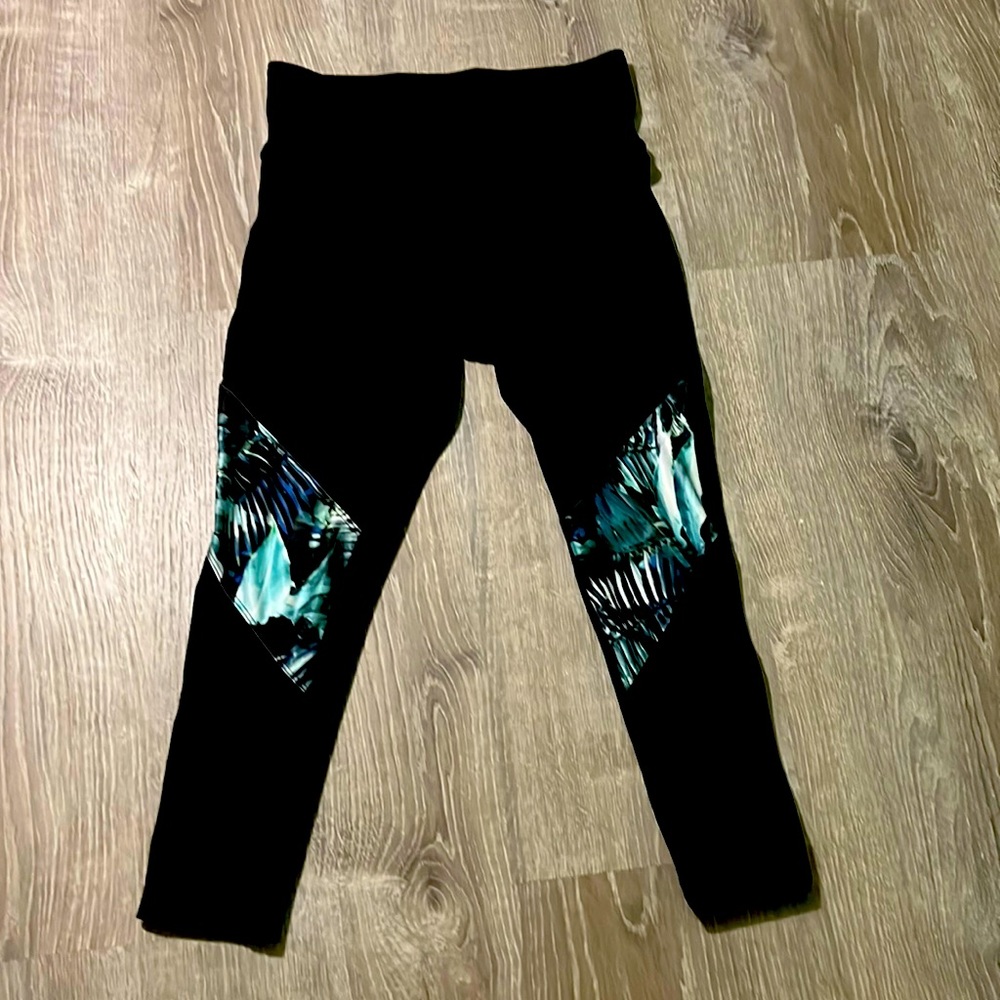 Hello ty for all the listings these are basically leggings/ working out pants.